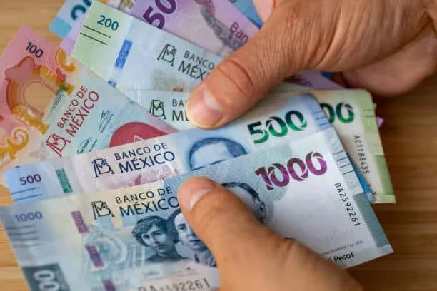 El Indicador Global de la Actividad Económica (IGAE) cayó 0.36% en marzo respecto a febrero de 2025