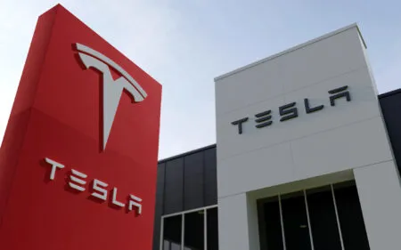 Depositphotos_Tesla