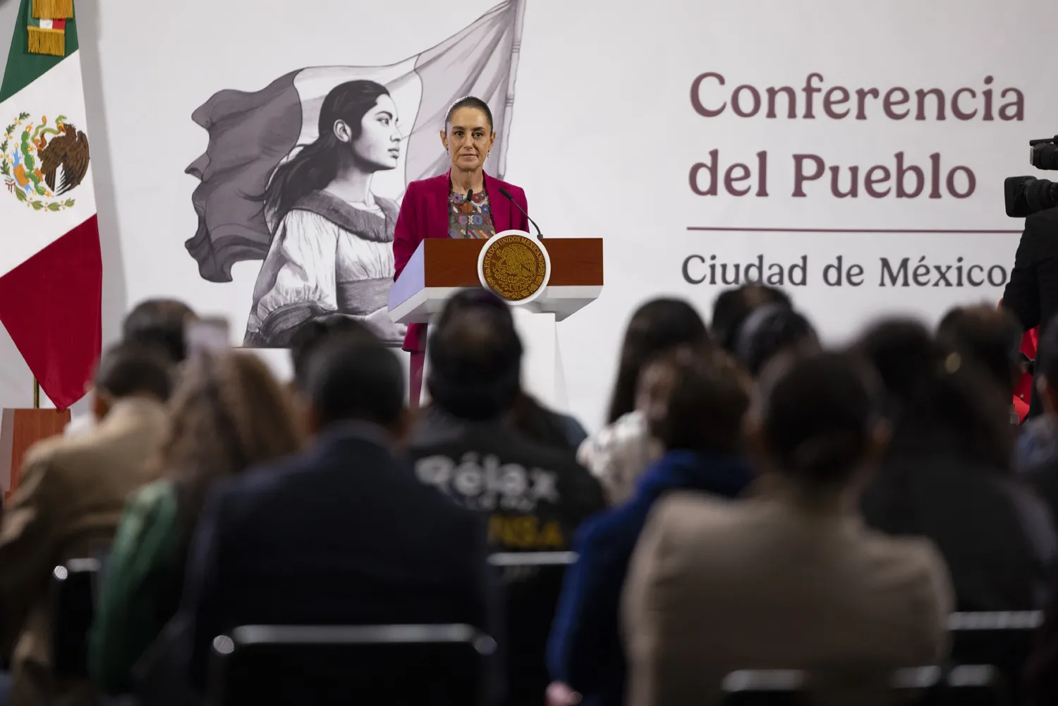 2025-09-18_Conferencia_de_prensa_matutina_-_Palacio_Nacional_07_GM
