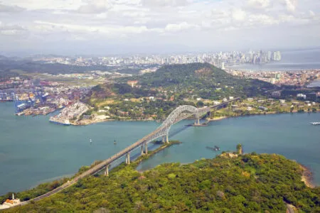 Depositphotos_ Canal de Panamá