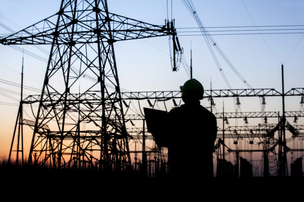 Electricity workers, Depositphotos