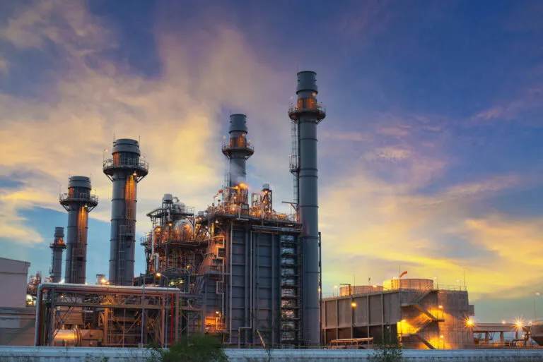 Refineía; Depositphotos.