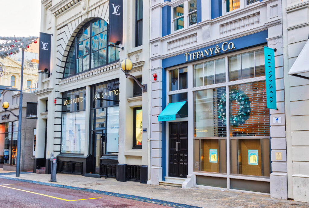 Tiffany & Co; Depositphotos - Petróleo y Energía Tiffany & Co; Depositphotos