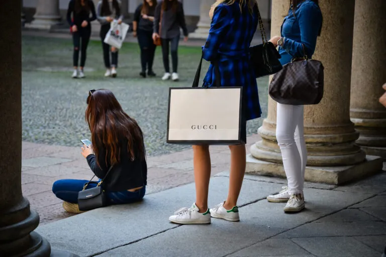 Gucci Hub; Depositphotos.