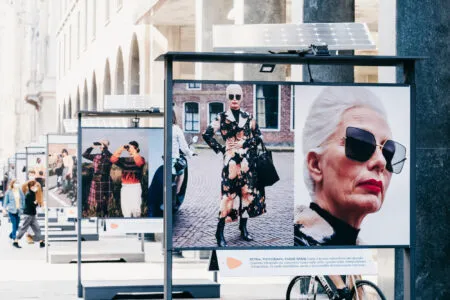 Fast Fashion; Depositphotos