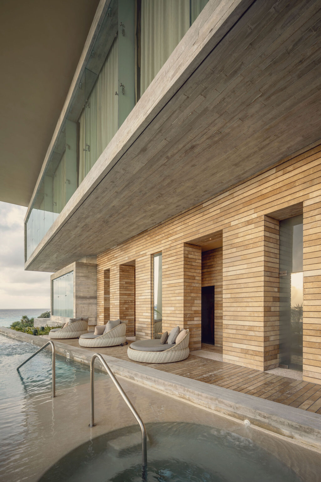 LaCasaDeLaPlaya_048 - Petróleo y Energía