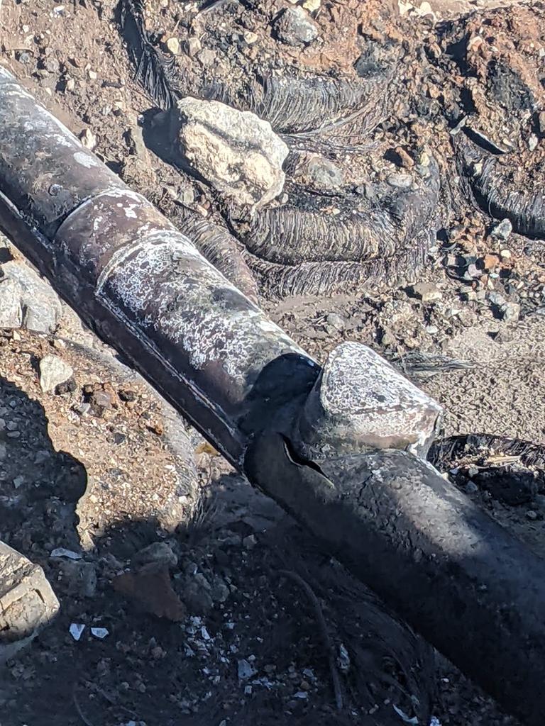 HA0ZncGaAAQM4Kq - Petróleo y Energía