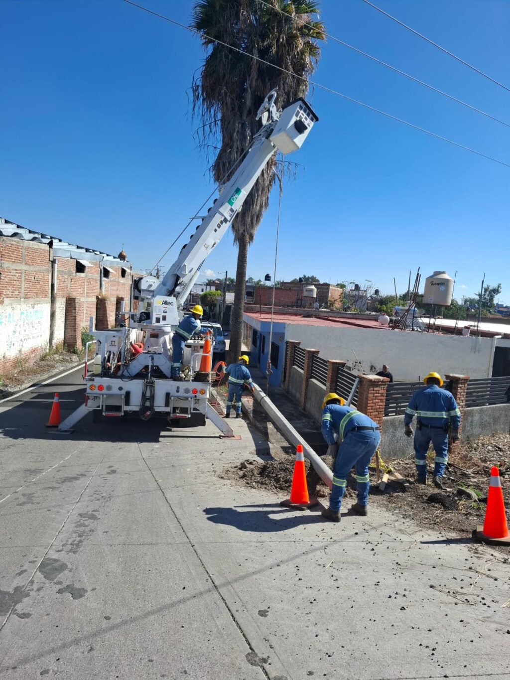 HB4FQ5XXwAAB9WS - Petróleo y Energía