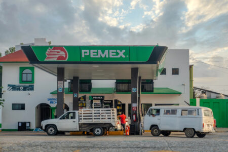 Sector gasolinero se opone a límite voluntario al diésel propuesto por Gobierno
