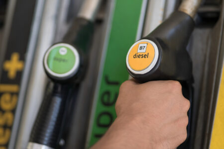 Sheinbaum asegura mantener gasolina en 24 pesos con subsidios fiscales