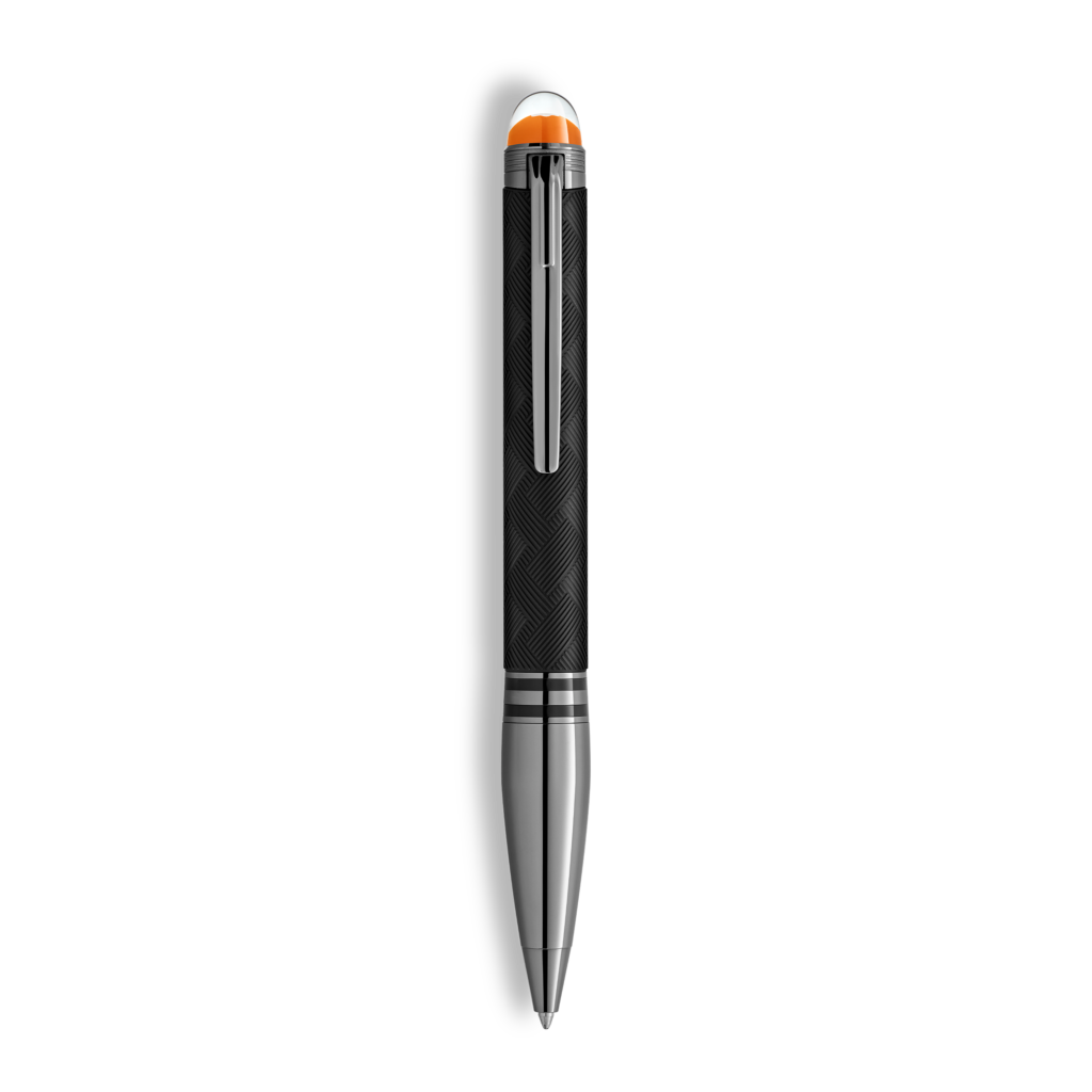StarWalker Extreme Dou Ballpoint - Petróleo y Energía Close-up of a black, textured pen-like tool with an orange cap and silver clip, centered on a black background.