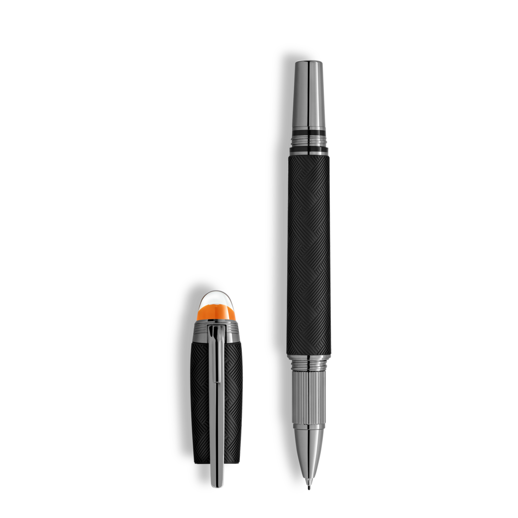 StarWalker Extreme Precious Resin Fineliner - Petróleo y Energía Close-up of three metallic pens with different tip designs on a black background, showcasing chrome and textured grips