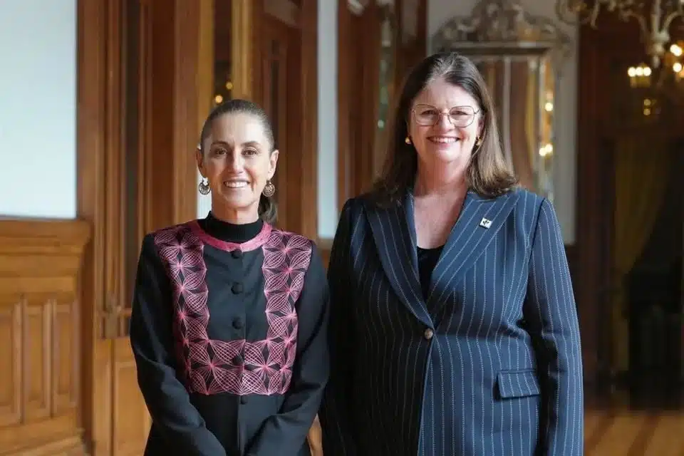 Claudia Sheinbaum y Liz Westcott