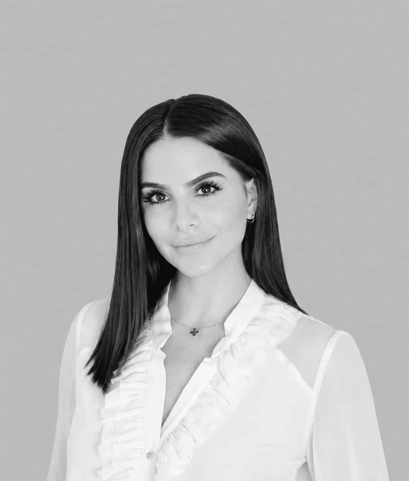 Alide Flores Urich-Saas